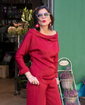 Aroa blusa satén rojo