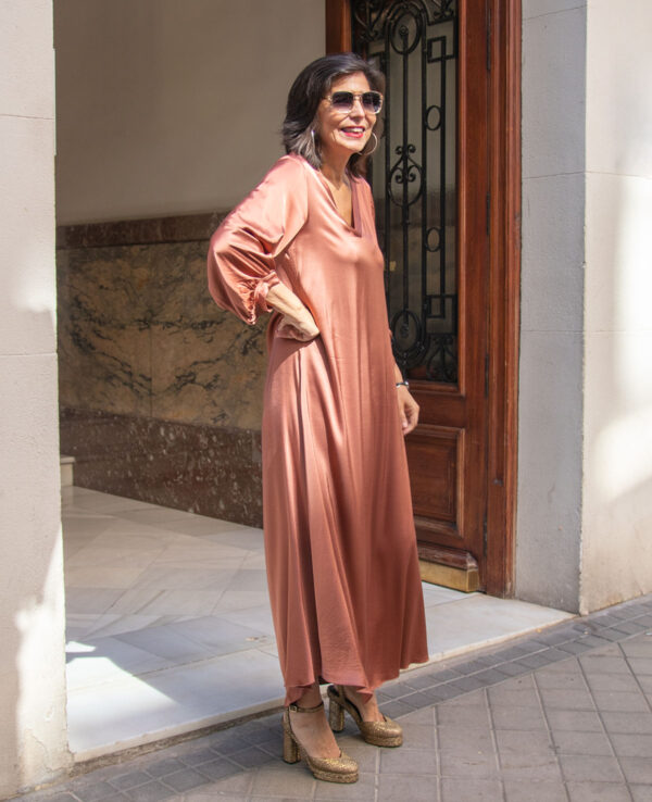 Vestido satén teja