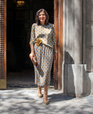 Nadia falda midi plisada